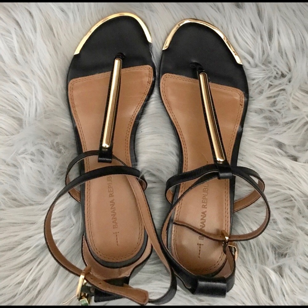 Banana Republic Kyststyn Black and Gold Sandals
